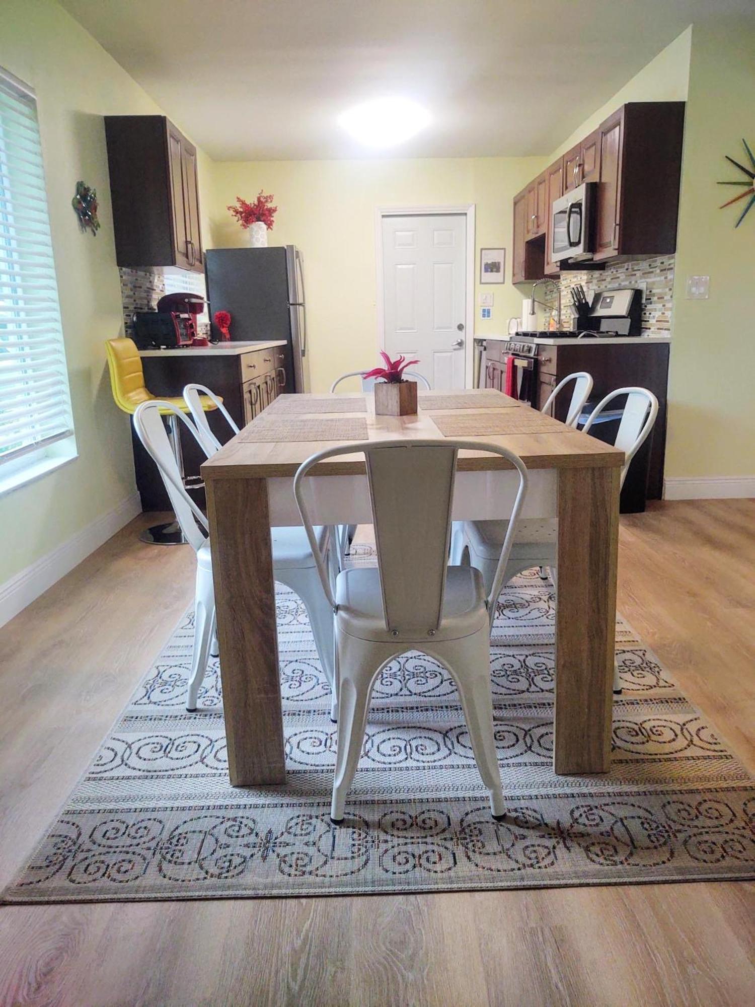Family, Couples Retreat Near Airport, Cruise Port & Beaches Fort Lauderdale Eksteriør bilde